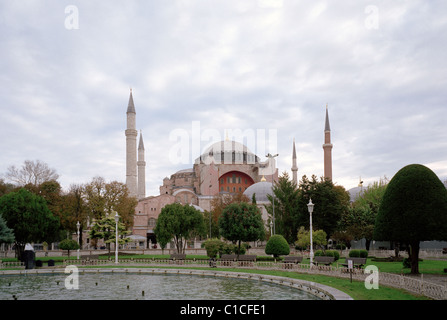Haghia Sophia ( Aya Sofya ) a Sultanhamet ad Istanbul in Turchia. Foto Stock