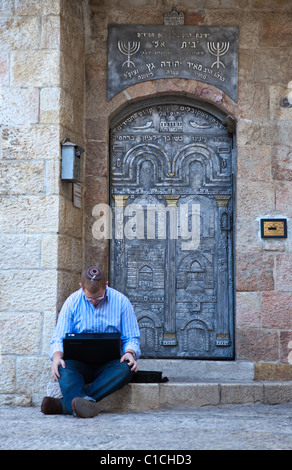 Israele, a Gerusalemme, la gente del quartiere ebraico Foto Stock