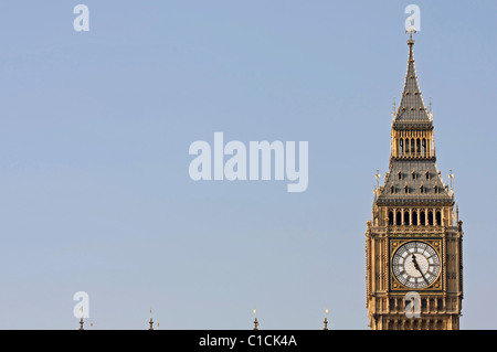 Una vista di una parte del case del Parlamento, compreso il Big Ben Foto Stock