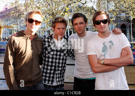 Dougie Poynter, Danny Jones,Harry Judd e Tom Fletcher di McFly godetevi una visita ad Amsterdam insieme. Amsterdam, Paesi Bassi - Foto Stock