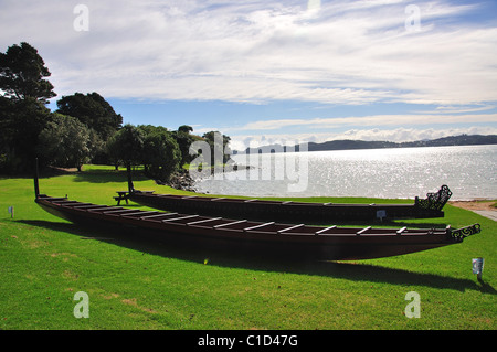 Maori canoe, Hobson's Beach, Waitangi Treaty Grounds, Waitangi, Baia delle Isole, regione di Northland, Isola del nord, Nuova Zelanda Foto Stock