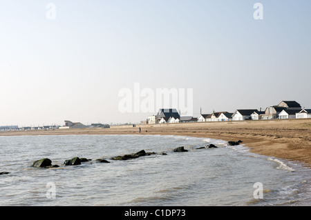 Rock Armor protezione Jaywick Sands, Essex, Inghilterra. Foto Stock