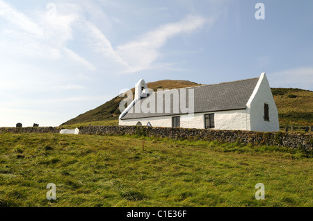 Mwnt la chiesa della Santa Croce Cardigan Bay Ceredigion nel Galles Cymru REGNO UNITO GB Foto Stock