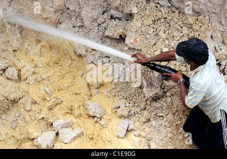 Venezuela, Santa Elena de Uairen, diamond mining presso la miniera di El polaco Foto Stock