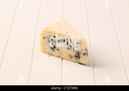 Cuneo di formaggio blu - studio shot Foto Stock