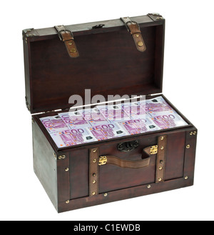 Un ampio torace con banconote in euro. Crisi finanziaria Crisi, debito. Foto Stock