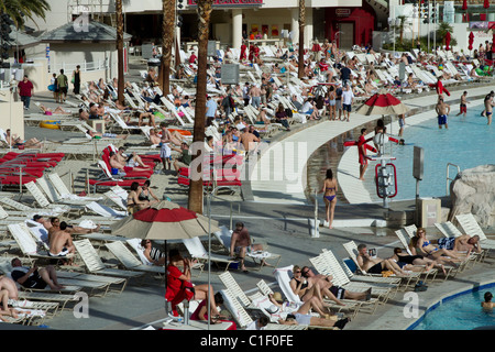 Mandalay Bay hotel di las vegas piscina Foto Stock