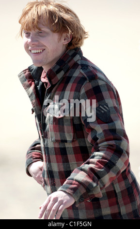 Rupert Grint che gioca Ron Weasley riprese con il Pembrokeshire Coast set di "Harry Potter ed il Deathly Hallows l' Foto Stock