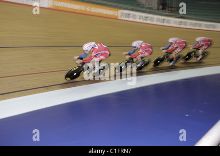 Britannico del team Pursuit squad Manchester Velodrome UK UCI world cup round 2011 Bradley Wiggins Geraint Thomas Foto Stock