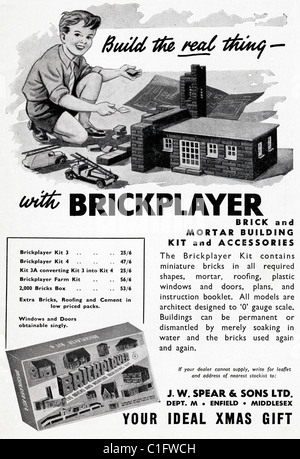 Annuncio pubblicitario negli anni cinquanta a ragazzo hobby magazine per BRICKPLAYER modello kit di costruzione Foto Stock
