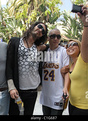 Russell Brand arrivando alla Staples Center per i Lakers game di Los Angeles, California - Agente 17.05.09 47/ Foto Stock