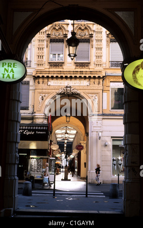 Francia, Rhone, Lione Presqu'ile, il passaggio de l'sostengono Foto Stock