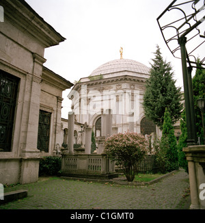 La tomba di Sultan Mahmud (Mahmut) II ad Istanbul in Turchia. Foto Stock