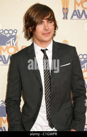 Zac Efron 2009 MTV Movie Awards tenutosi presso l'Anfiteatro Gibson - Gli arrivi di Los Angeles, California - 31.05.09 .com Foto Stock