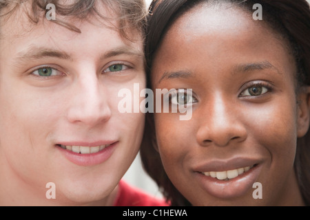 Ritratto di un uomo caucasico e una discesa africana donna Foto Stock