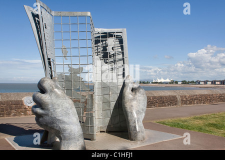 Scultura di OS mappa, Minehead promenade Foto Stock