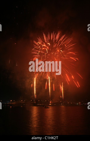 Fuochi d'artificio Lotteria Nazionale Skyfest Wexford 2011 Foto Stock