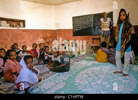 Aula nella scuola coranica, Harar, Etiopia Foto Stock