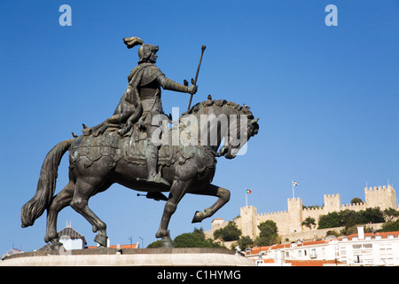 La statua del re Giovanni I del Portogallo (1358 - 1433) a Lisbona. Foto Stock