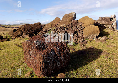 Cile Isola di Pasqua Ahu Tahira è l'elemento chiave nella teoria che gli isolani di vela è venuto dal Sud America poiché è Foto Stock