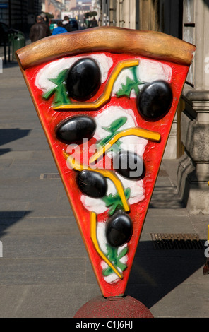 Novità pizza segno, Torino, Italia Foto Stock