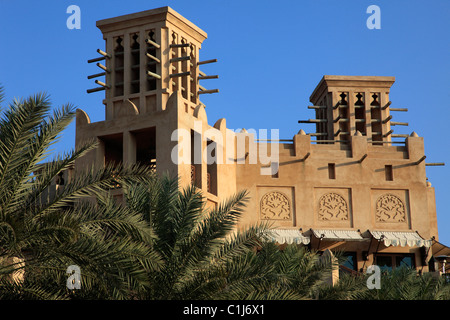 Emirati Arabi Uniti Dubai, Madinat Jumeirah, torri del vento, Foto Stock