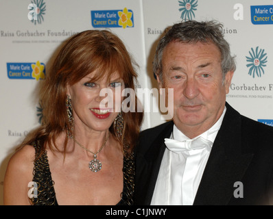 Nick Mason Raisa Gorbachev Foundation quarta raccolta fondi annuale cena di gala tenutosi a casa del prigioniero, Hampton Court di Londra, Inghilterra - Foto Stock