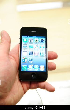 I-Phone 4, Apple Retail Store, 5 Avenue, New York City, 5 marzo 2011 Foto Stock