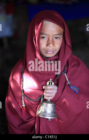 Il debuttante monaco buddista in Nepal Himalaya Foto Stock