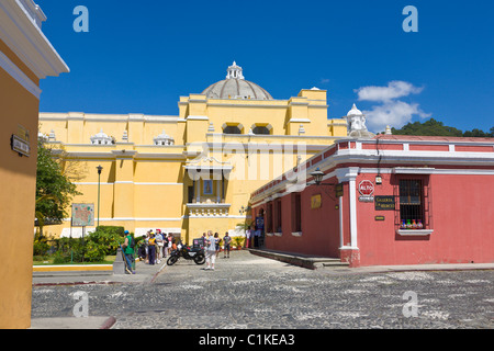 La Merced chiesa, Antigua, Guatemala Foto Stock