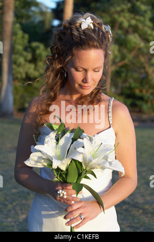 Ritratto di sposa, Maui, Hawaii, STATI UNITI D'AMERICA Foto Stock