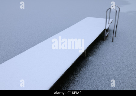 Dock sul lago ghiacciato, Odenwald, Hesse, Germania Foto Stock