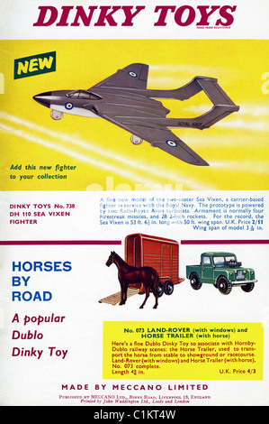 Annuncio originale negli anni sessanta del ragazzo rivista hobby per DINKY realizzato da MECCANO Foto Stock