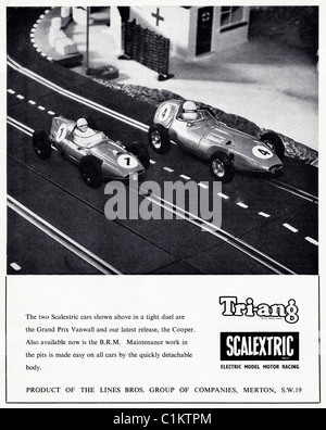 Annuncio originale negli anni sessanta del ragazzo rivista hobby per modello SCALEXTRIC motor racing Foto Stock
