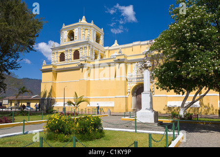 La Merced chiesa, Antigua, Guatemala Foto Stock