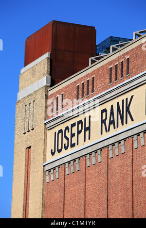 Il rango di Giuseppe Baltic mulino di farina in Gateshead, ora Casa del Mar Baltico galleria d'arte. NE Inghilterra Foto Stock