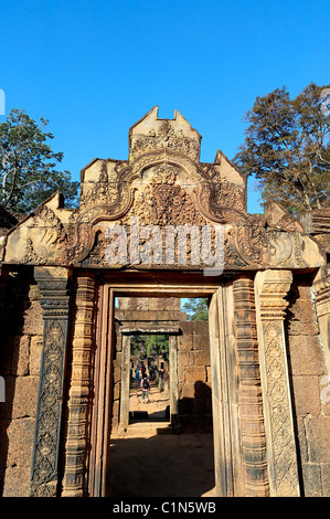 Cambogia Siem Reap area, templi di Angkor, 10 ° secolo, indù, Banteay Strey tempio (Cittadella delle donne) Foto Stock