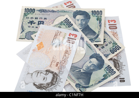 Lo yen giapponese e la British banconote contro uno sfondo bianco Foto Stock
