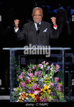 Produttore Berry Gordy Jr. il memoriale di servizio per il re del pop, Michael Jackson, al Staples Center di Los Angeles, Foto Stock