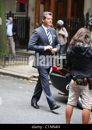 Pierce Brosnan sul set del suo nuovo film "Ricordami" New York City, Stati Uniti d'America - 07.07.09 Foto Stock