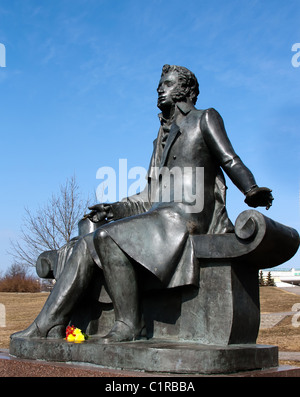 Monumento al famoso poeta russo Alexander Pushkin a Minsk, Bielorussia Foto Stock