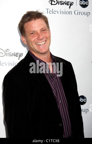 Doug Savant Disney's televisione ABC Gruppo summer press tour party - Gli arrivi di Los Angeles, California - 08.08.09 Nikki Nelson / Foto Stock