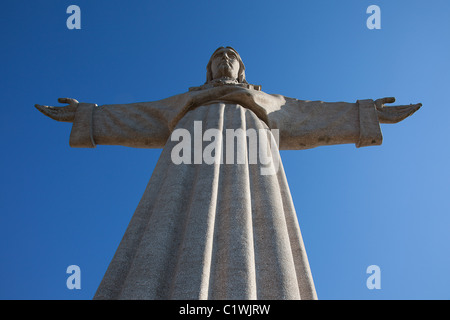 Gesù Cristo monumento "Cristo-Rei' a Lisbona, Portogallo Foto Stock