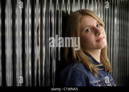 Una ragazza adolescente Foto Stock