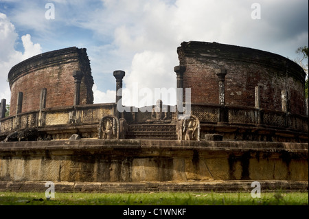 Antica Vatadage (stupa buddisti) in Polonnaruwa, Sri Lanka Foto Stock