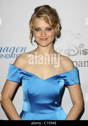 Ana Layevska la ventiquattresima edizione Imagen Awards presso il Beverly Hilton Hotel - Gli arrivi di Los Angeles, California - 21.08.09 Foto Stock