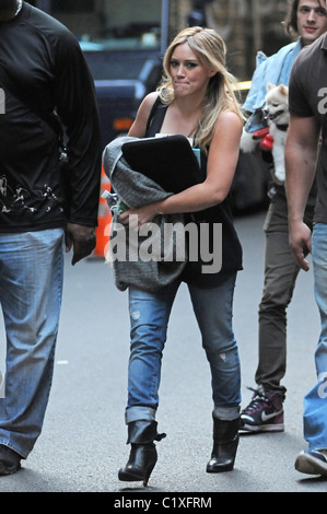 Hilary Duff sul set di "Gossip Girl' in location in New York New York City, Stati Uniti d'America - 01.09.09 Foto Stock