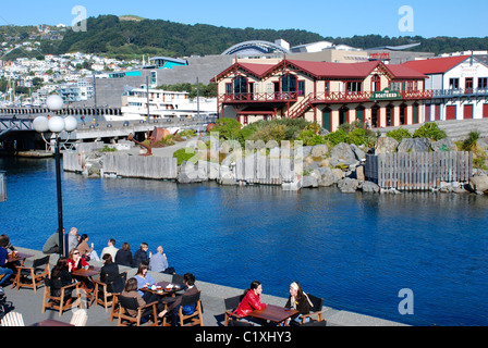 Wellingtons imbarcazione storica casa costruita nel 1894, situata sul Wellington's waterfront, con cafe. Foto Stock