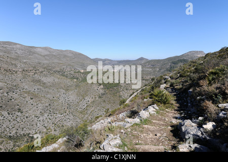 Mozarab Trail, una in stile moresco mulattiera ora utilizzato da escursionisti, vicino a Benimaurell, Vall de Laguart, Provincia di Alicante, Valencia, Spagna Foto Stock