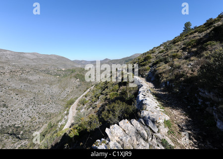 Mozarab Trail, una in stile moresco mulattiera ora utilizzato da escursionisti, vicino a Benimaurell, Vall de Laguart, Provincia di Alicante, Valencia, Spagna Foto Stock